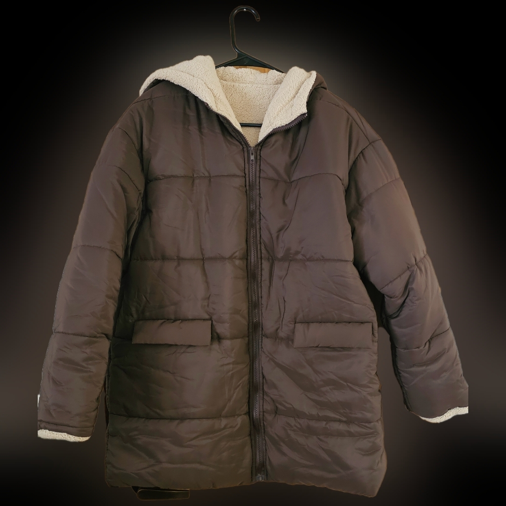 Brand new w/o tag women's winter jacket